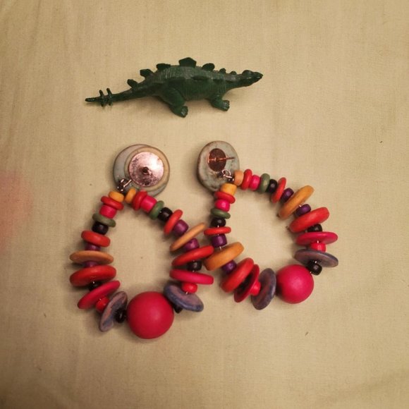 Unique Earrings - Picture 2 of 2